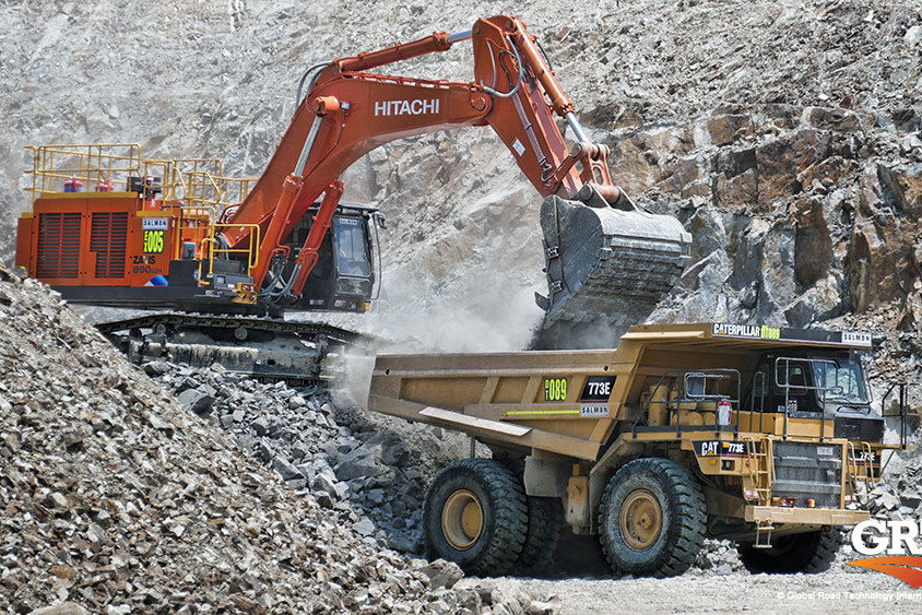 global-road-technology-cat-mining-dust-suppression