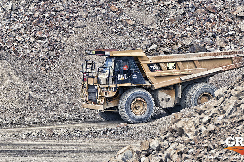 mining-global-road-technology-cat-dust-control-solutions