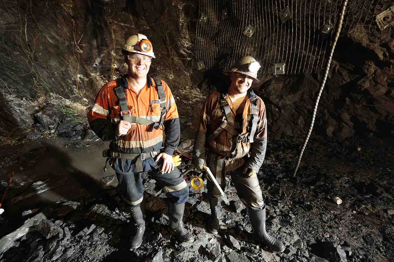 methods-of-drilling-in-mining-global-road-technology