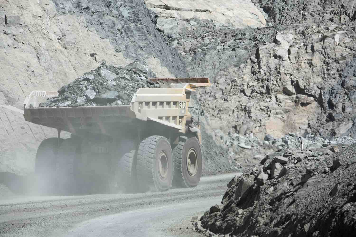 health-hazzards-in-coal-mining